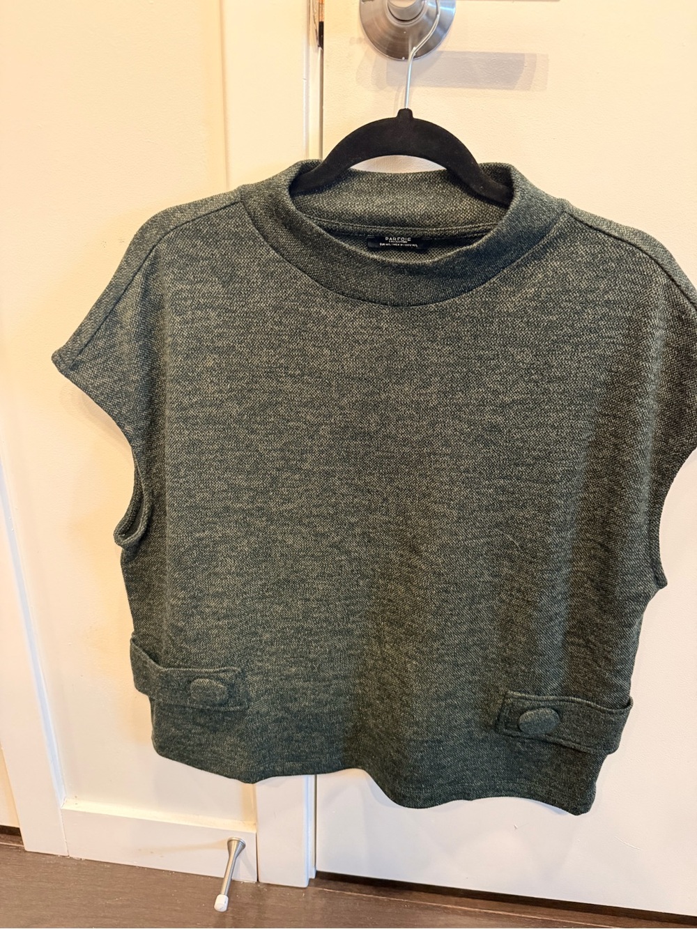 Parfois Collection Olive Green Knit Crop Top Size M/L